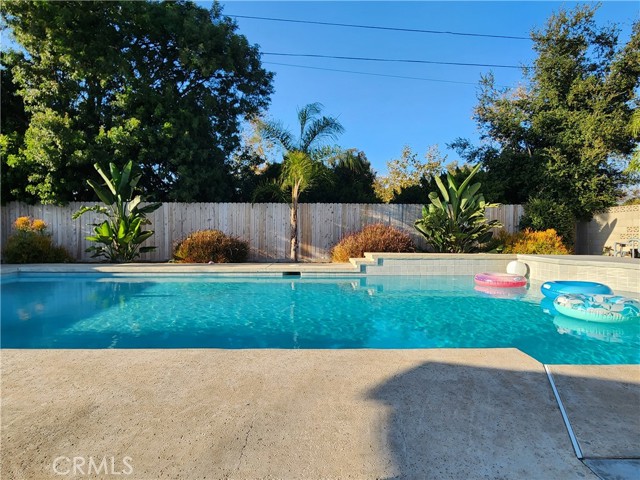 Detail Gallery Image 1 of 16 For 913 Clemensen Ave, Santa Ana,  CA 92705 - 3 Beds | 2 Baths