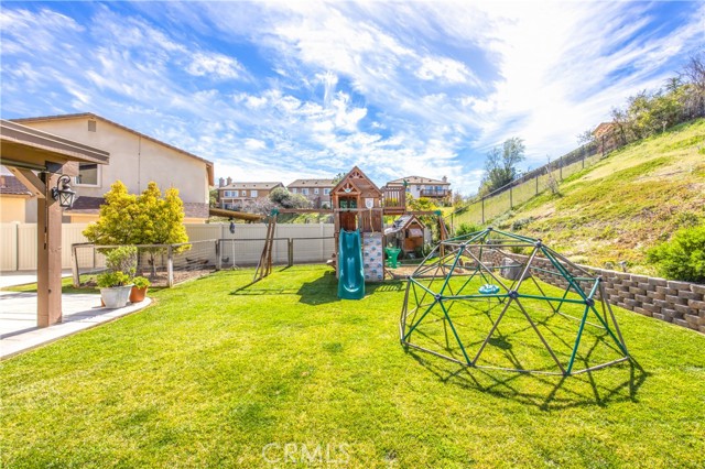 Detail Gallery Image 30 of 34 For 115 Festive Ct, Beaumont,  CA 92223 - 3 Beds | 2/1 Baths