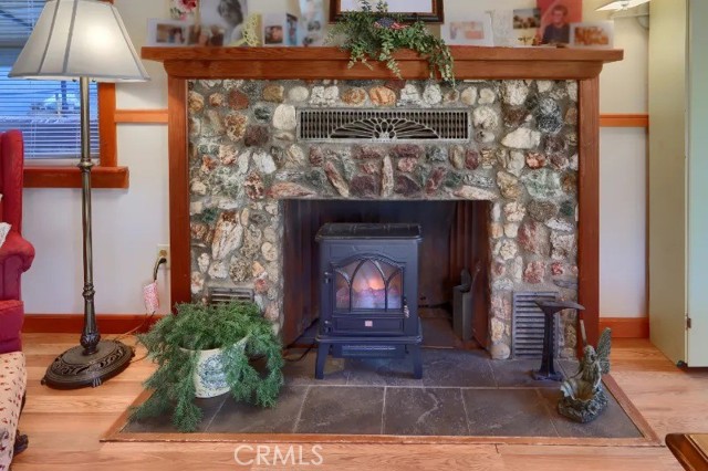 Detail Gallery Image 7 of 46 For 5201 Tip Top, Mariposa,  CA 95338 - 2 Beds | 1 Baths