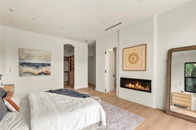17827 Miranda Street, Encino CA: https://media.crmls.org/medias/15e17425-0504-47bf-9f92-89775bb31f95.jpg