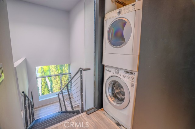 1011 N Orange Grove Avenue, West Hollywood CA: https://media.crmls.org/medias/15e17b05-37d6-4ed9-8e90-a5b4297c382e.jpg