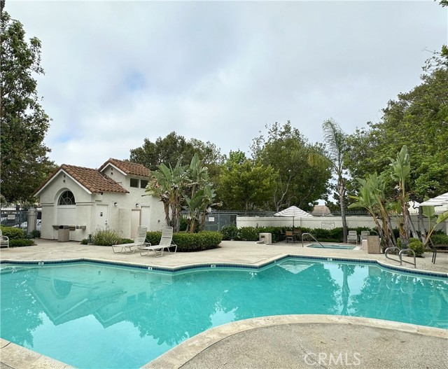25 Picazo, Rancho Santa Margarita CA: https://media.crmls.org/medias/15e339be-60d5-4ffe-b24f-87642b5623ae.jpg