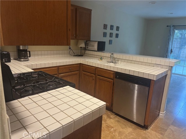 Detail Gallery Image 13 of 32 For 7435 Bellingham, North Hollywood,  CA 91605 - 3 Beds | 7 Baths