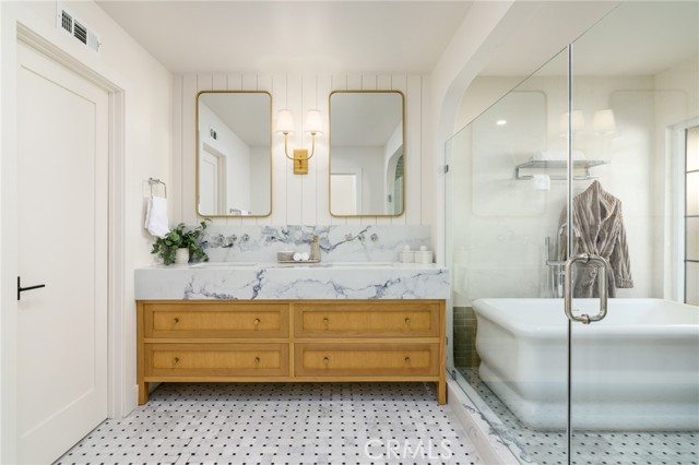 Detail Gallery Image 25 of 40 For 1206 Blue Gum Ln, Newport Beach,  CA 92660 - 3 Beds | 3/1 Baths