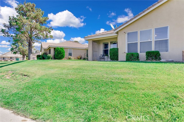 11096 Sandy Lane, Apple Valley CA: https://media.crmls.org/medias/15e6cb9d-0b49-44a6-8843-3c5f69c74180.jpg