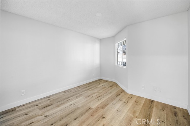 Image 14 of 17 For 1128 Stanley