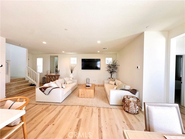 Detail Gallery Image 7 of 20 For 3939 S Sunrise Ave, Ontario,  CA 91761 - 4 Beds | 3 Baths