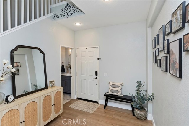 7416 Mayfield Street, Eastvale CA: https://media.crmls.org/medias/15e75c3e-4c70-49a0-8578-e4e1b8f2d449.jpg