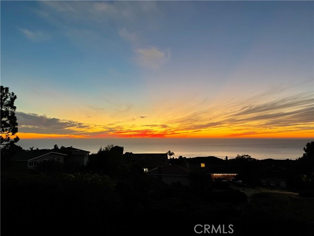 28737 Doverridge Drive, Rancho Palos Verdes, California 90275, 5 Bedrooms Bedrooms, ,1 BathroomBathrooms,Residential,Sold,Doverridge,PV24200538