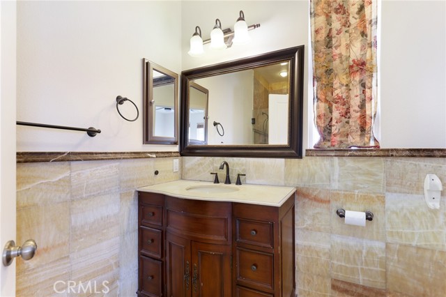 Detail Gallery Image 30 of 38 For 10 Santa Nella, Rancho Santa Margarita,  CA 92688 - 5 Beds | 4 Baths