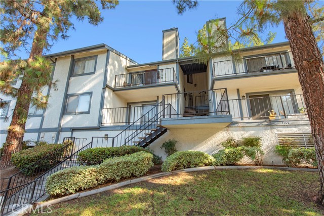 Detail Gallery Image 2 of 20 For 1704 Bridgeport, West Covina,  CA 91791 - 2 Beds | 2 Baths