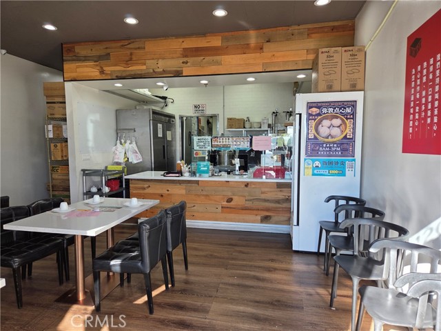 120 N San Gabriel Boulevard, San Gabriel CA: https://media.crmls.org/medias/15eb7918-8104-49ca-ac91-757f4dd98fa2.jpg