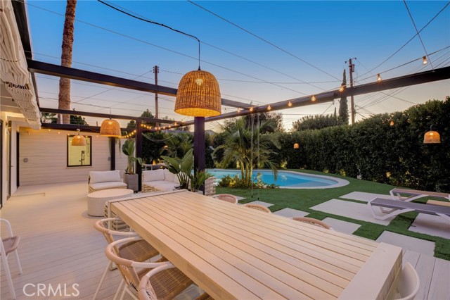 Detail Gallery Image 65 of 72 For 8161 Encino Ave, Northridge,  CA 91325 - 4 Beds | 3 Baths