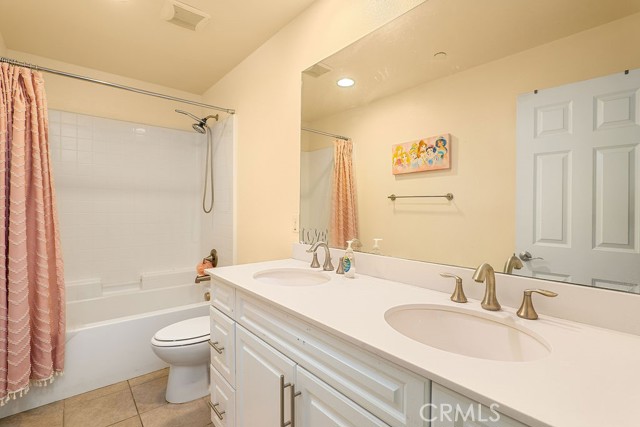 Detail Gallery Image 23 of 32 For 706 Leather Oak Ln, Pomona,  CA 91766 - 5 Beds | 3 Baths