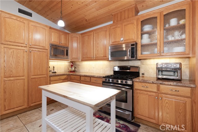 Image 28 of 70 For 9914 Flyrod Drive