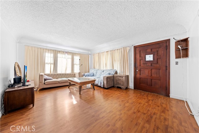 Detail Gallery Image 12 of 34 For 266 N Wilson Ave, Pasadena,  CA 91106 - 3 Beds | 2 Baths