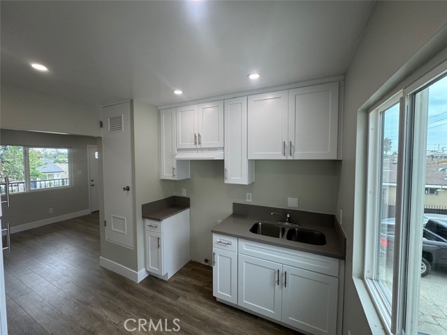 Detail Gallery Image 70 of 71 For 9205 S San Pedro St, Los Angeles,  CA 90003 - – Beds | – Baths