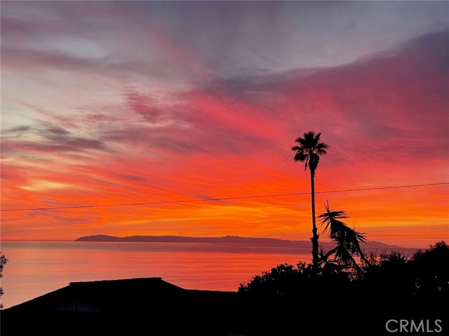 Detail Gallery Image 26 of 27 For 2870 Zell Dr, Laguna Beach,  CA 92651 - 3 Beds | 2/1 Baths