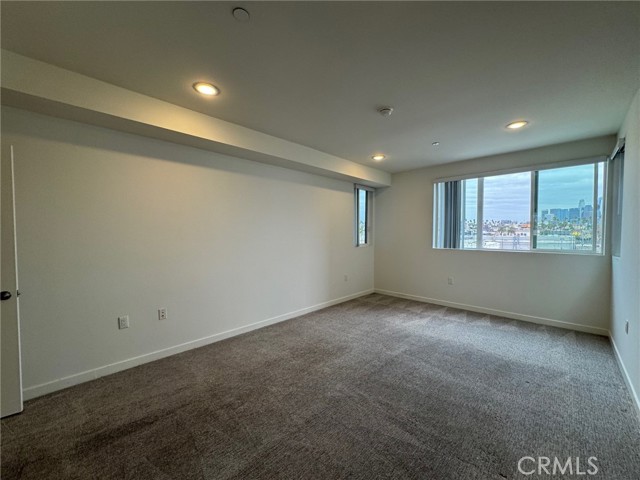 Detail Gallery Image 10 of 37 For 1025 S Berendo St #411,  Los Angeles,  CA 90006 - 2 Beds | 2 Baths