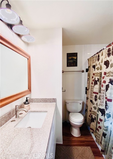 Detail Gallery Image 16 of 22 For 1008 E Country Club Bld, Big Bear City,  CA 92314 - 2 Beds | 2 Baths