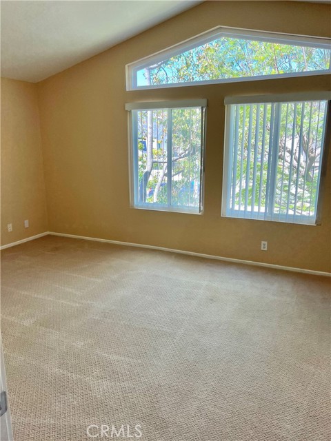 7 ELMBROOK, Aliso Viejo CA: https://media.crmls.org/medias/15ef19be-a291-4c7b-bd01-730ba4bda5a9.jpg