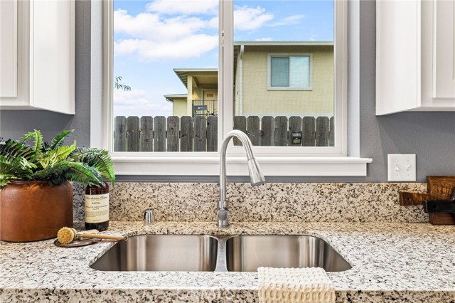 2851 Pin Oak Lane, Chico CA: https://media.crmls.org/medias/15efc4ed-8daa-4a42-8465-dcc03a7fd250.jpg