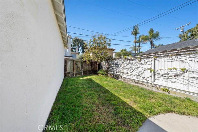 Detail Gallery Image 52 of 67 For 716 33rd St, Manhattan Beach,  CA 90266 - 4 Beds | 2 Baths