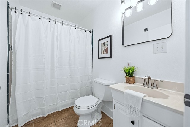 Detail Gallery Image 16 of 37 For 1384 Prospect, Long Beach,  CA 90804 - 3 Beds | 2 Baths