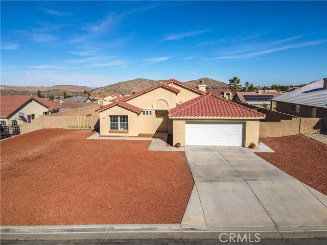 57164 Millstone Dr, Yucca Valley, CA 92284