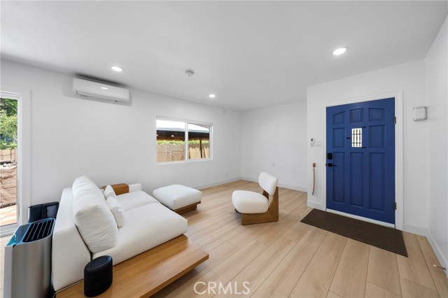 Detail Gallery Image 3 of 32 For 601 Orange Grove Ave, Alhambra,  CA 91803 - 2 Beds | 2 Baths