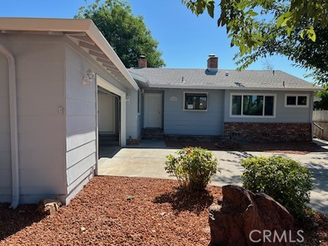 13343 Everglade Boulevard, Clearlake Oaks, CA 95423