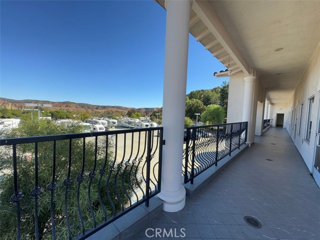 31280 The Old Road, Castaic, California 91384, ,Commercial Lease,For Rent,31280 The Old Road,CRSR25015966