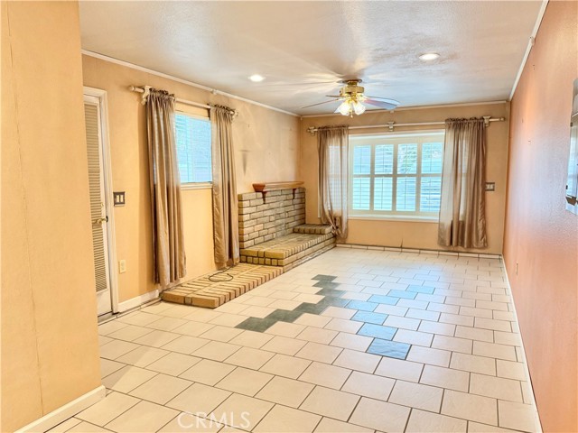 Detail Gallery Image 17 of 53 For 5561 Brighton Ct, Atwater,  CA 95301 - 3 Beds | 2/1 Baths