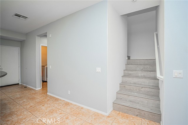 Detail Gallery Image 9 of 29 For 405 N Magnolia Ave, Anaheim,  CA 92801 - 3 Beds | 2/1 Baths