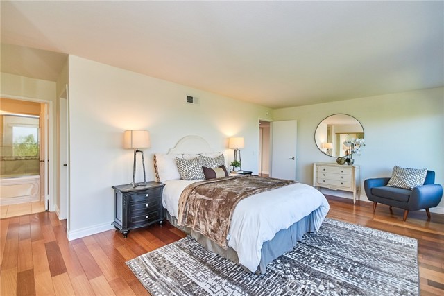 3015 Carolwood Lane, Torrance CA: https://media.crmls.org/medias/15f5dd9f-27ab-45da-9018-dc6d2b0e97e8.jpg