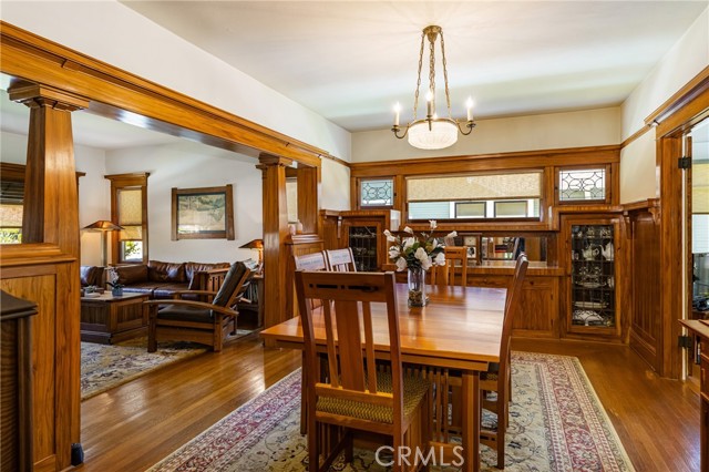 Detail Gallery Image 9 of 39 For 155 N Cleveland St, Orange,  CA 92866 - 4 Beds | 2 Baths