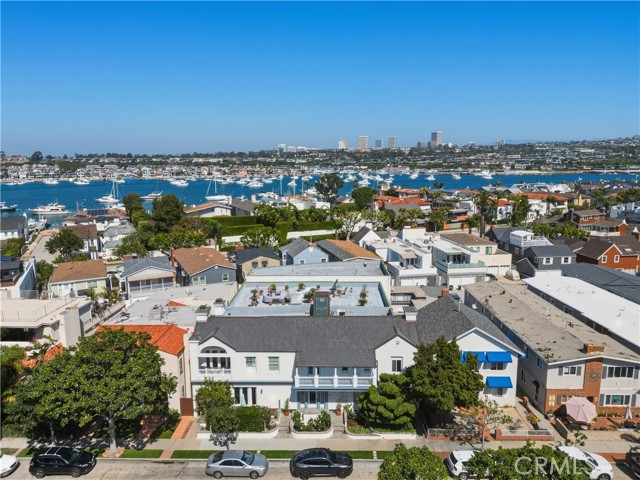Detail Gallery Image 3 of 30 For 1530 Miramar #5,  Newport Beach,  CA 92661 - 1 Beds | 1 Baths