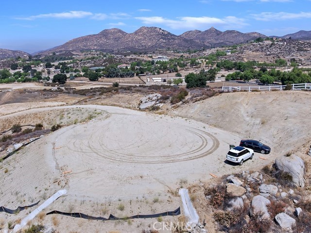 38766 East Benton, Temecula CA: https://media.crmls.org/medias/15f6dee9-4439-4f03-81a9-cf193affd7ac.jpg