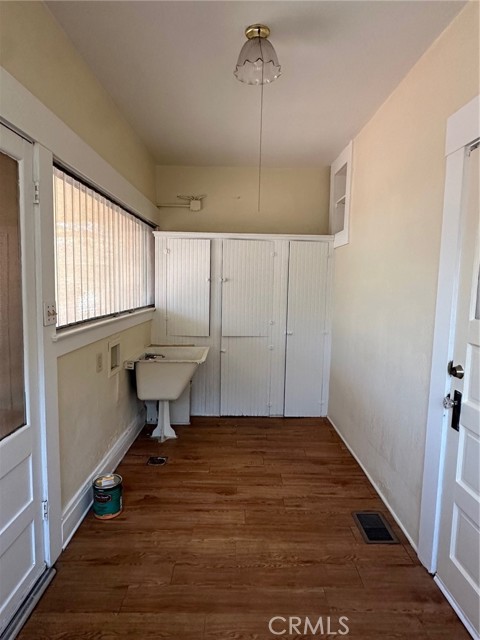 Detail Gallery Image 4 of 24 For 3049 Mulberry St, Riverside,  CA 92501 - – Beds | – Baths