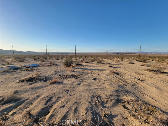 Detail Gallery Image 6 of 14 For 69731 Two Mile Rd, Twentynine Palms,  CA 92277 - – Beds | – Baths