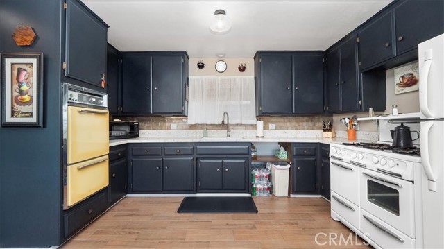 Detail Gallery Image 16 of 49 For 6570 Monte Vista, San Bernardino,  CA 92404 - 2 Beds | 2 Baths