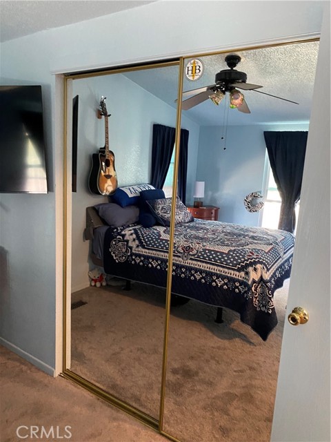 80 Huntington, Huntington Beach CA: https://media.crmls.org/medias/15f98b9a-8a8f-4d06-848b-0fc5aced961b.jpg