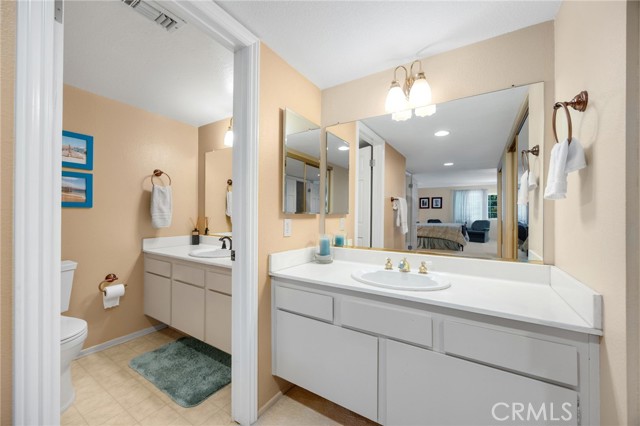 Detail Gallery Image 18 of 31 For 1400 Post Rd, Fullerton,  CA 92833 - 4 Beds | 2/1 Baths