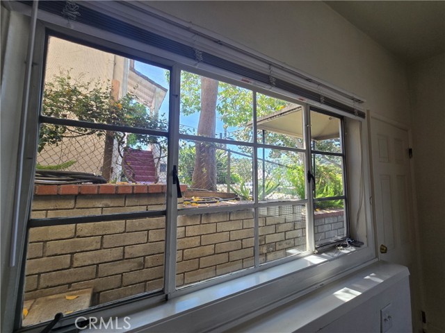 Detail Gallery Image 13 of 25 For 1210 Tyler St #1/2,  Glendale,  CA 91205 - 0 Beds | 1 Baths