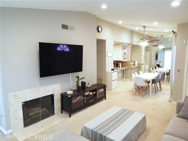 Detail Gallery Image 1 of 1 For 2960 Champion Way #809,  Tustin,  CA 92782 - 2 Beds | 2 Baths