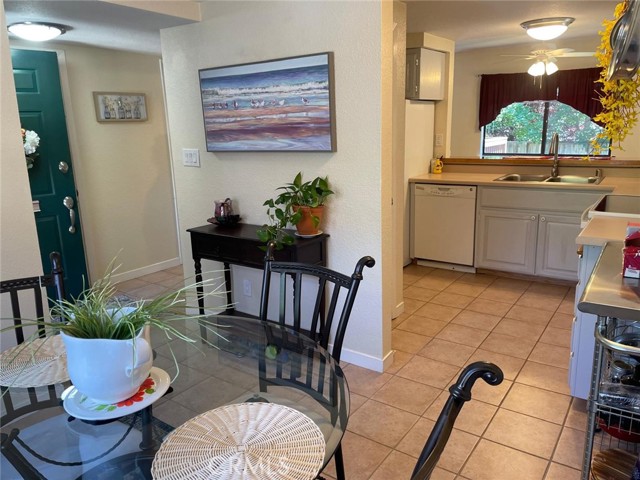 Detail Gallery Image 17 of 42 For 2849 Pennyroyal Dr, Chico,  CA 95928 - 2 Beds | 1/1 Baths
