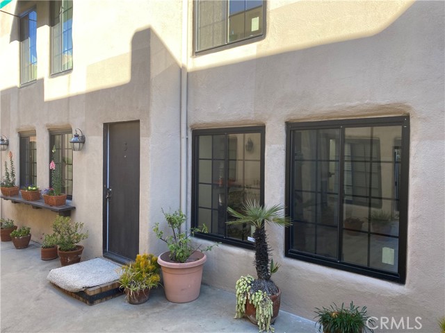 1415 E 4Th St #3, Long Beach, CA 90802