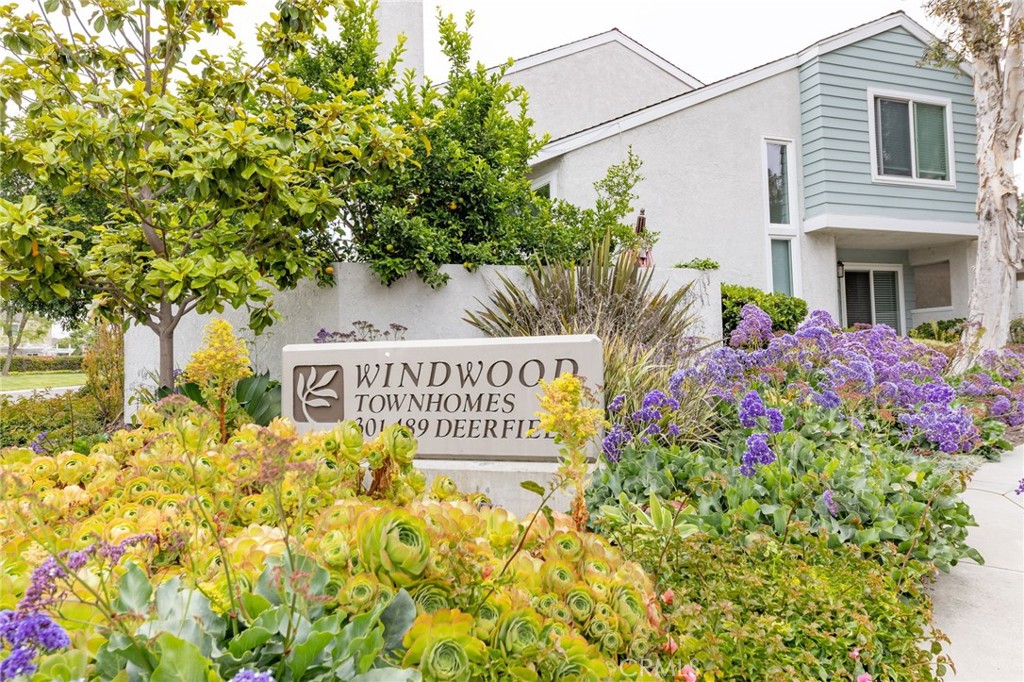 412 Deerfield Avenue #114