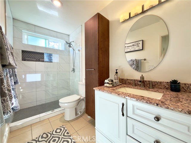 Detail Gallery Image 6 of 14 For 1000 W Macarthur Bld #100,  Santa Ana,  CA 92707 - 1 Beds | 1 Baths