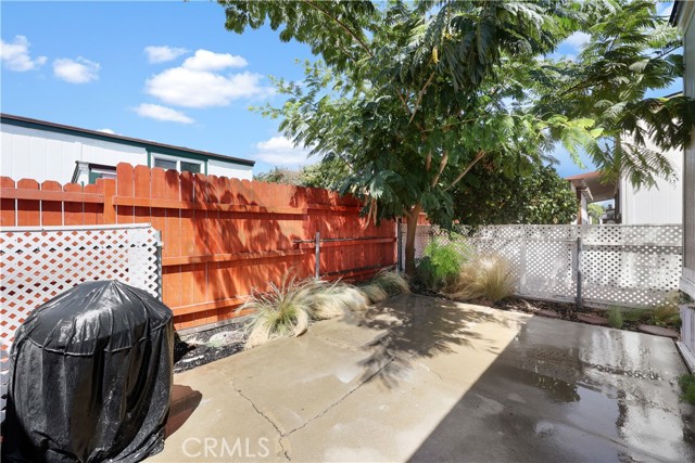 Detail Gallery Image 6 of 37 For 692 N Adele St #103,  Orange,  CA 92867 - 2 Beds | 2 Baths